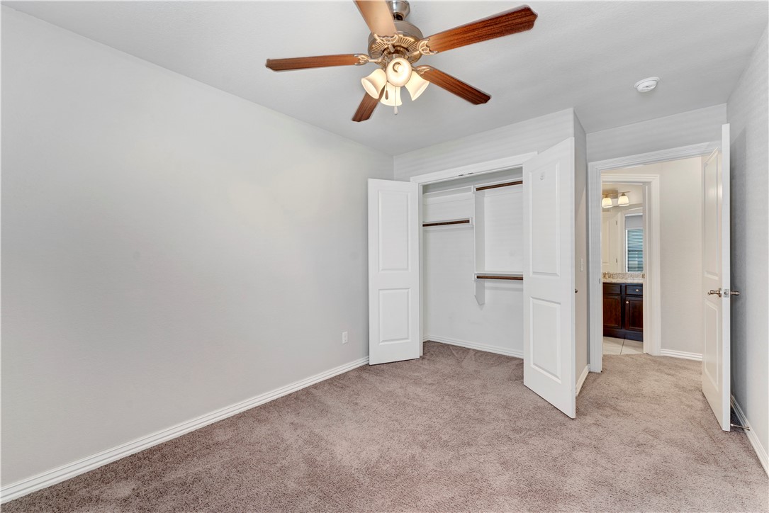 Shadowbrooke At The Peaks l Hpr Rogers - Residential Income