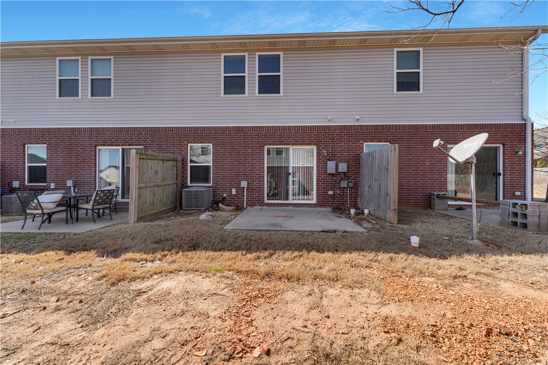 Shadowbrooke At The Peaks l Hpr Rogers - Residential Income