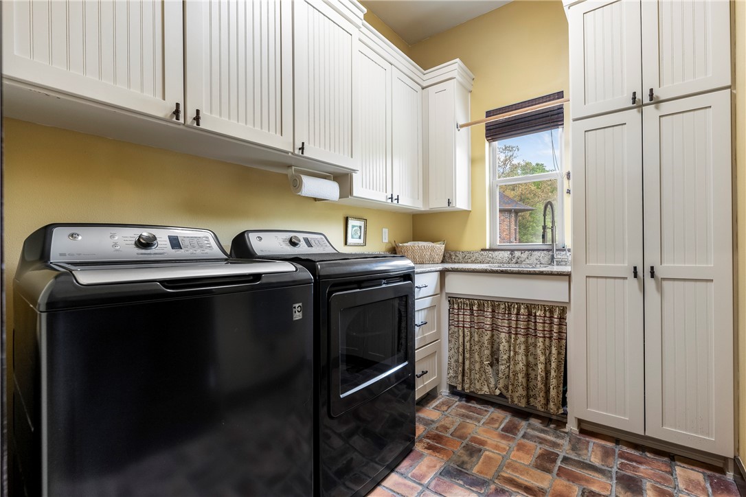 Windemere Woods Ph I Bentonville - Residential