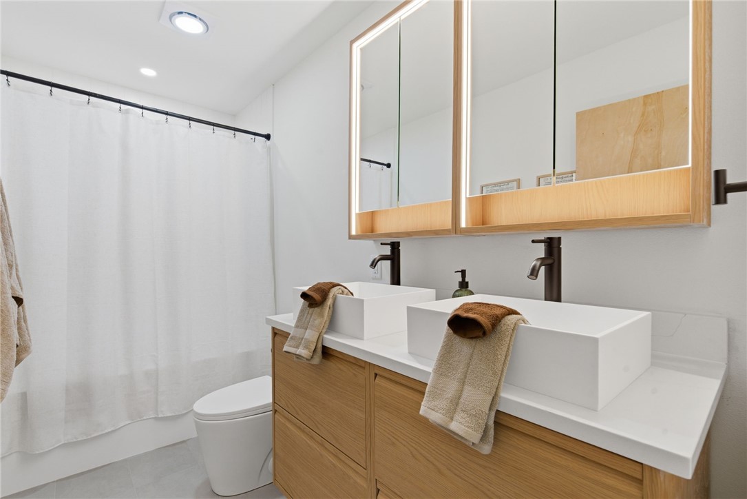 W A BURK'S ADD-BENTONVILLE - Residential