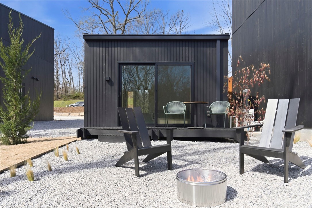 W A BURK'S ADD-BENTONVILLE - Residential