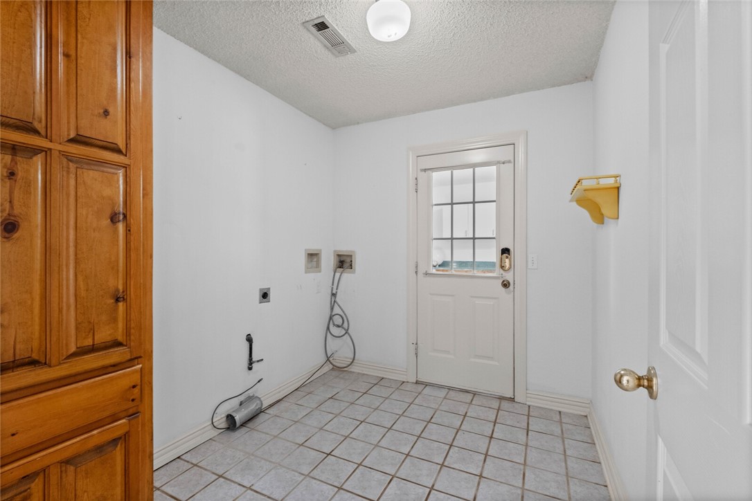 Center Point Park Unit Iii Lowell - Residential