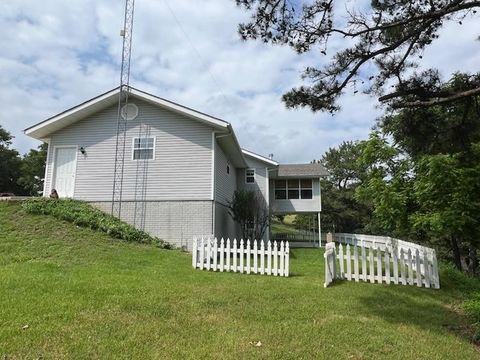 Single Family Residence in Eureka Springs AR 941 County Road 305 1.jpg