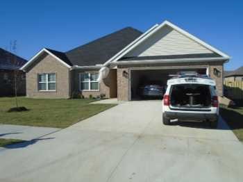 Nice single family 4 bed 2 bath home located directly behind the new Pea Ridge High School and only minutes from Bentonville! Features include custom cabinets, large kitchen island, upgraded 3cm granite & fixtures, gas cook top with built in oven, wood look ceramic tile floors, custom tile shower, whirlpool tub, raised ceilings, 2'' faux blinds, covered patio, & much more! **Pictures may not be of exact unit available, paint colors, flooring color, style and cabinets may vary.**