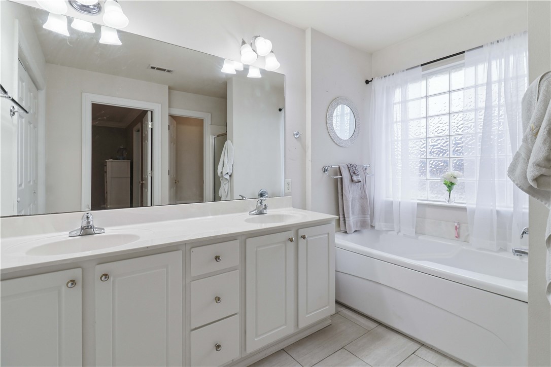 Orchards Sub, The Bentonville - Residential