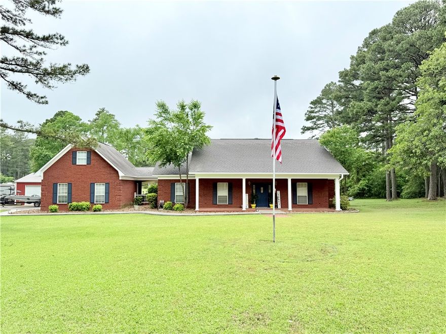 Welcome to 10 Talley Drive in Russellville! This beautifully maintained 3-bedroom, 2-bath home offers 2,472 square feet of comfortable living space, plus a 200-square-foot bonus room above the garage—currently used as a gym. Located on a 1.56-acre corner lot in the sought-after Richland Hills subdivision, this property provides plenty of space both inside and out.
Step inside to discover a spacious primary suite, a cozy living room with a fireplace, and a functional layout designed for everyday living and entertaining. Enjoy the outdoors from the inviting front porch or the relaxing back deck. Additional features include a 2-car garage, a metal shop—perfect for storing tools, equipment, or working on projects— and a backup generator for peace of mind.
Don’t miss your chance to own this versatile home in a peaceful, established neighborhood!