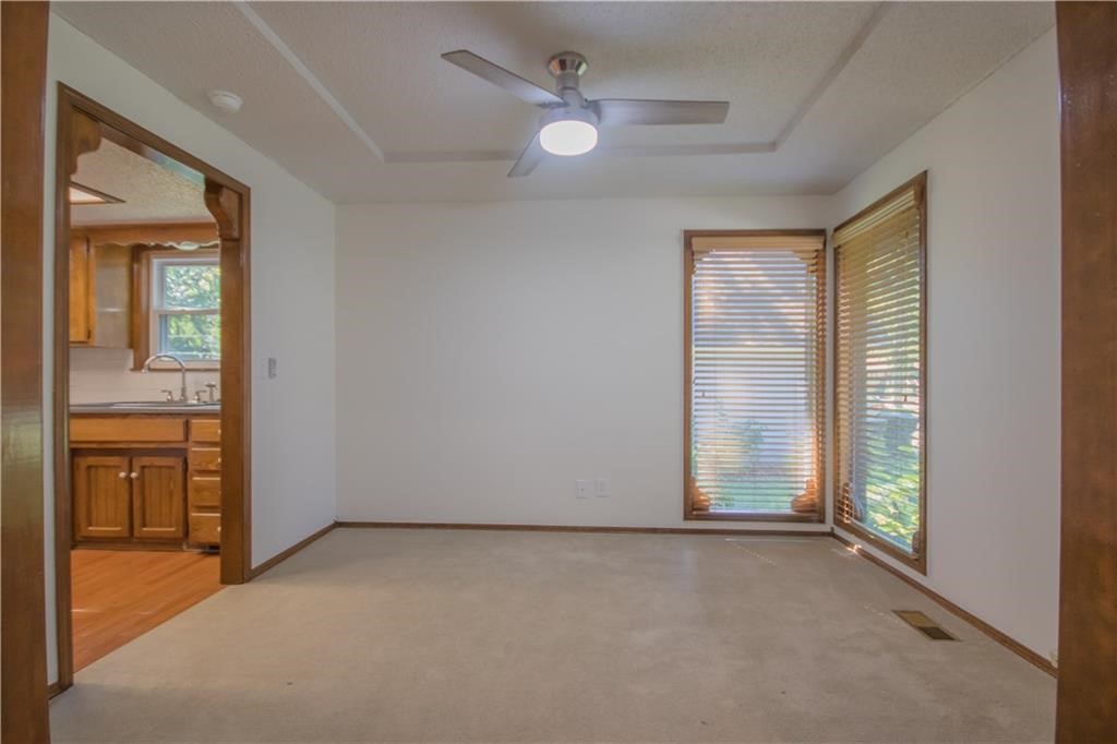 Rural Oaks Sub Rogers - Residential Lease