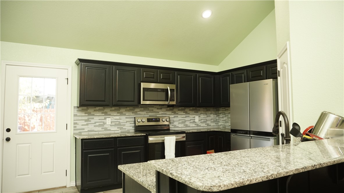 Dixieland Village 1st Add Rogers - Residential