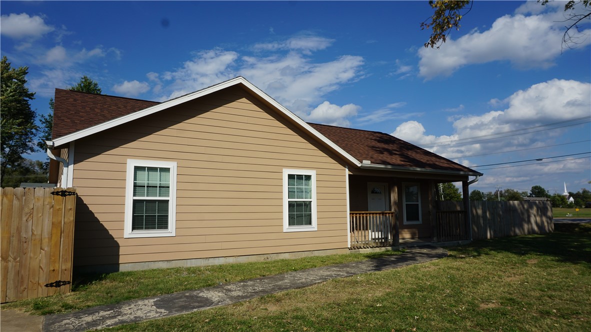 Dixieland Village 1st Add Rogers - Residential