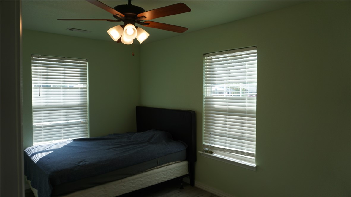 Dixieland Village 1st Add Rogers - Residential