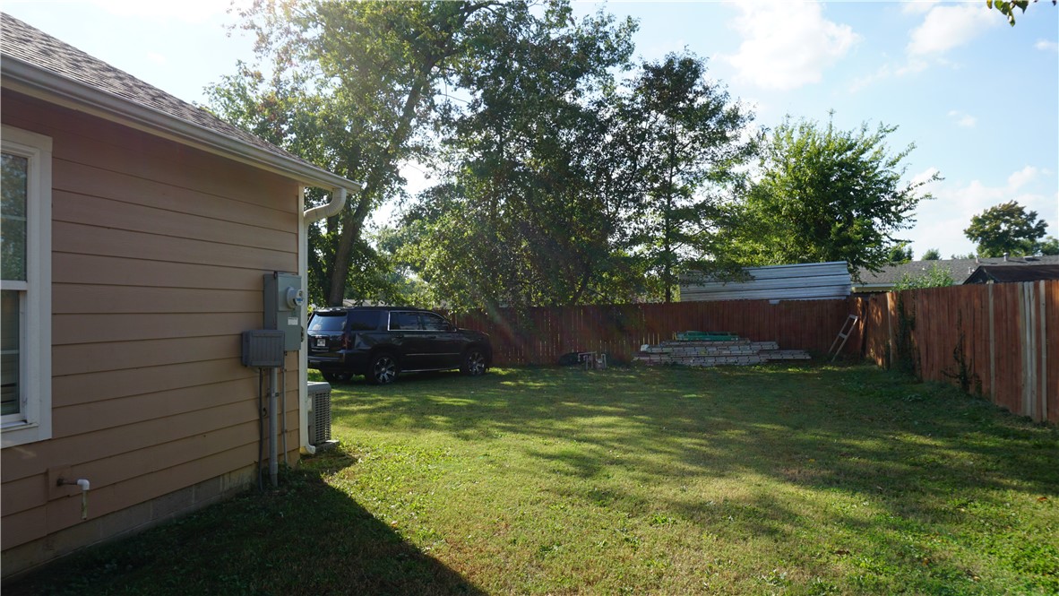 Dixieland Village 1st Add Rogers - Residential