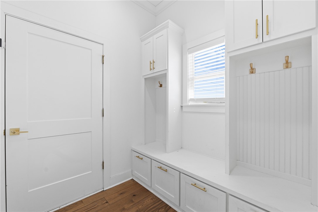 Crescent View - Residential