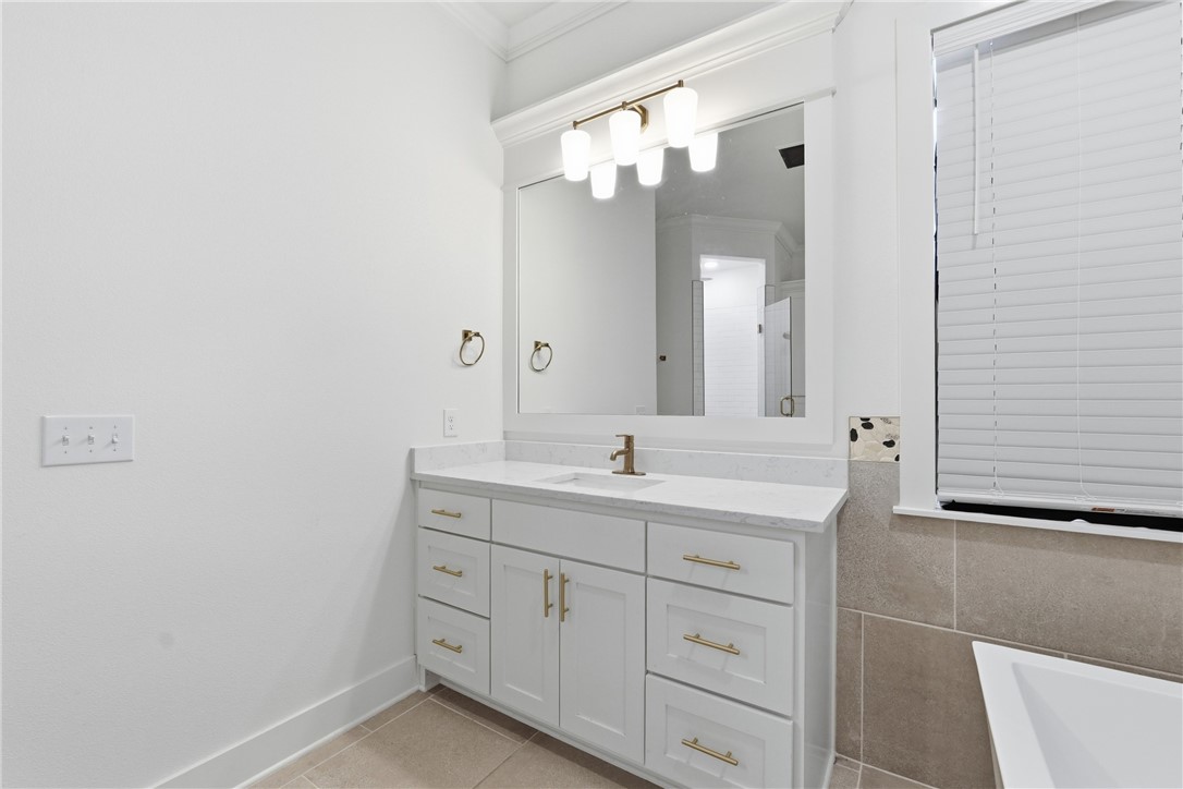 Crescent View - Residential