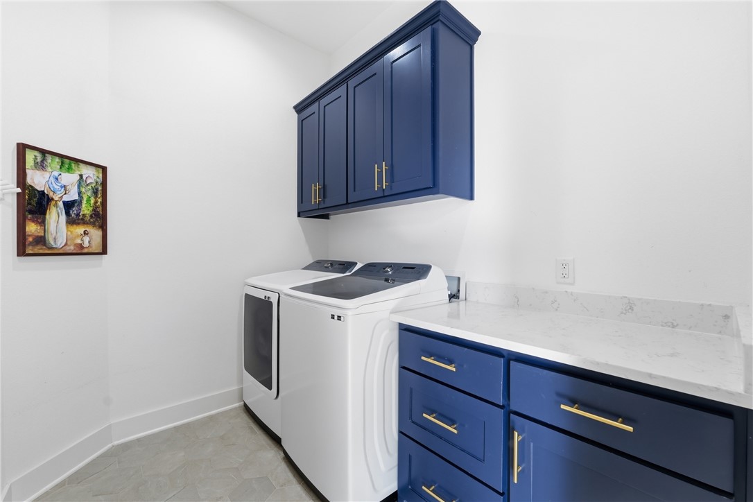 Crescent View - Residential