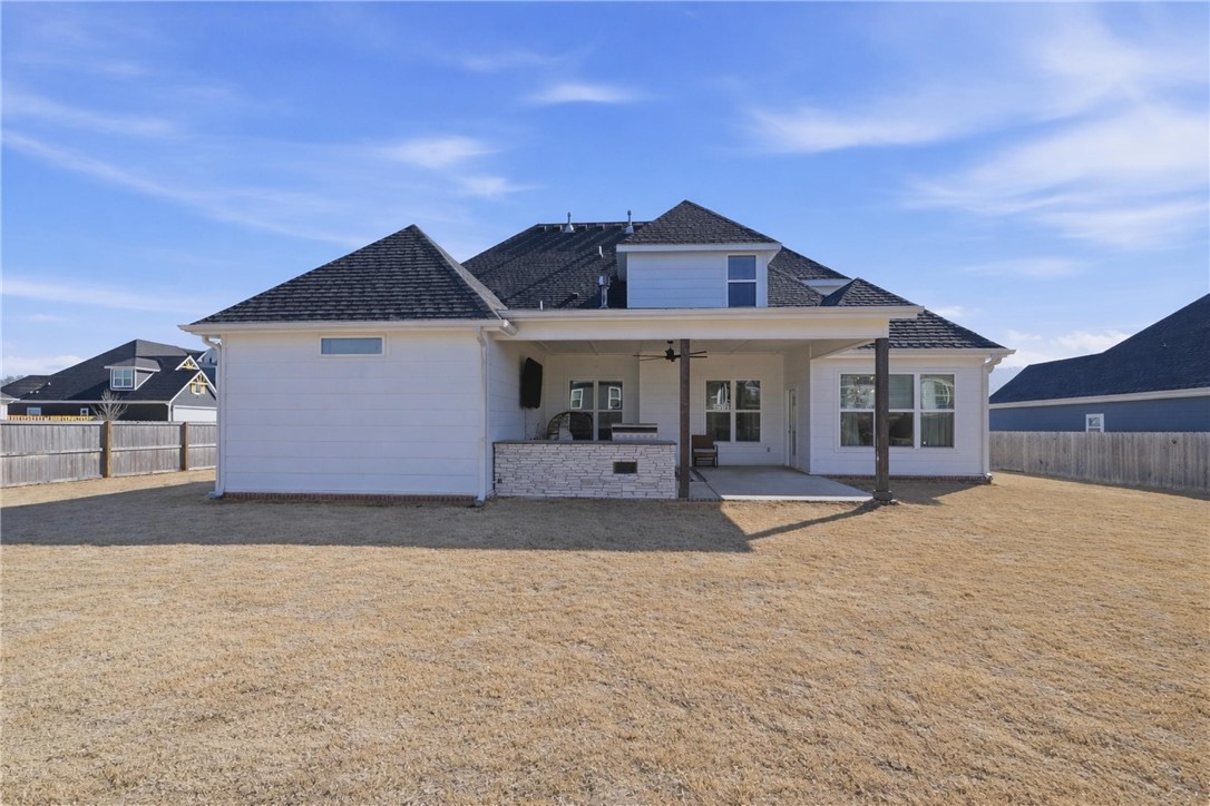 Crescent View - Residential