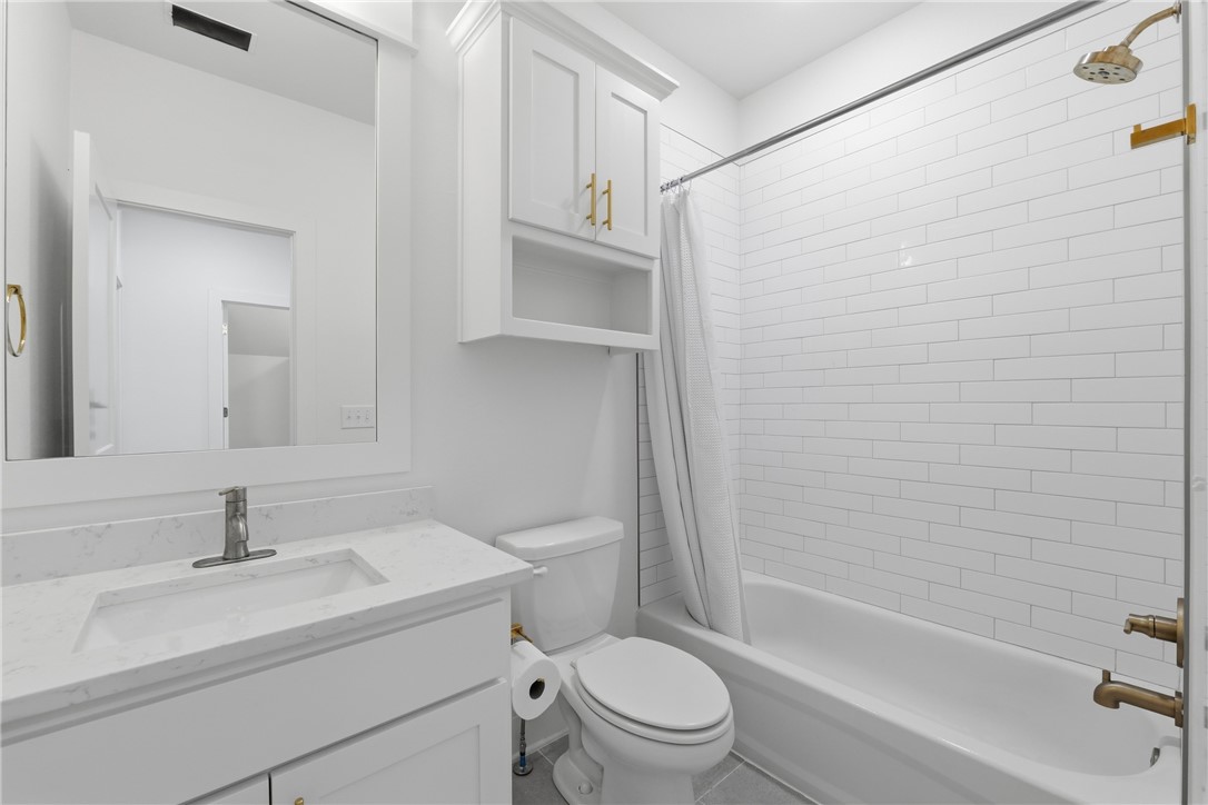 Crescent View - Residential