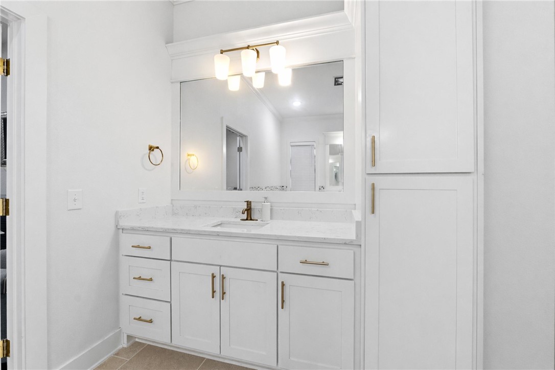 Crescent View - Residential