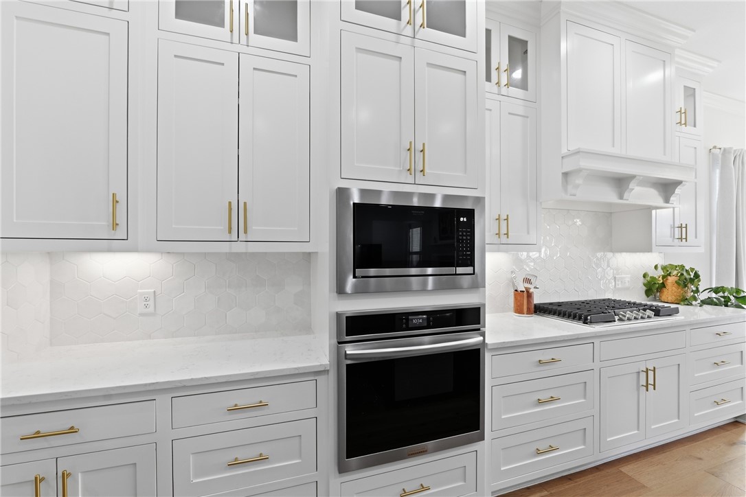 Crescent View - Residential