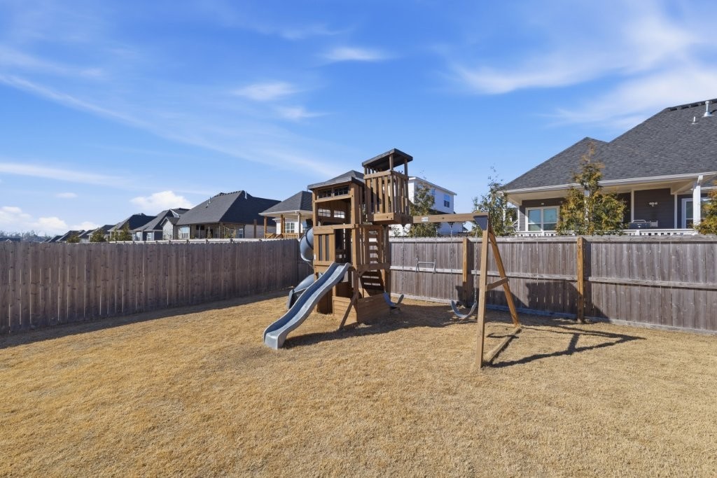 Crescent View - Residential