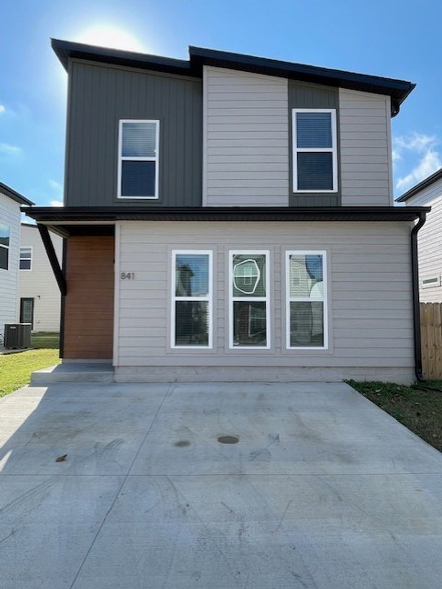 Modern, smart, and affordable living! Whether you’re renting your first place, looking to downsize and simplify, or wanting a low-maintenance home, Featherston Village is a great fit. Enjoy maintenance-free living—no more worrying about lawn care! Located in the Bentonville School District and less than 5 miles from the Walmart Corporate office, this new subdivision offers comfort and convenience.**$250 non-refundable pet fee per pet**