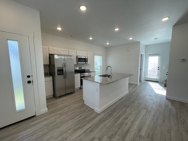 FEATHERSTON VILLAGE PH 2-CENTERTON - Residential Lease