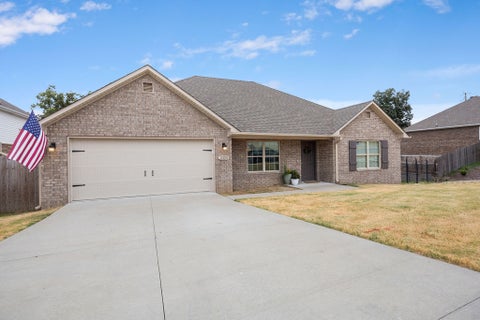 Photo of 2009 Misti Woods Street, Gentry, AR 72734 (MLS # 1361915)