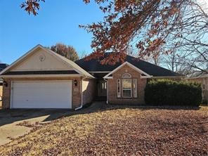 Just down the street from Coler Mountain Trail! This adorable 3 bedroom home has been freshly painted inside and is ready for a new family to call it home. All appliances included. Fully, privacy-fenced back yard. Beautiful and quiet neighborhood. Master suite has a large walk in closet. Pantry in kitchen for extra storage. Stainless steel appliances. Front load washer and dryer for tenant use. Gas log fireplace in living room. Dogs will be considered with additional pet deposit. No cats.