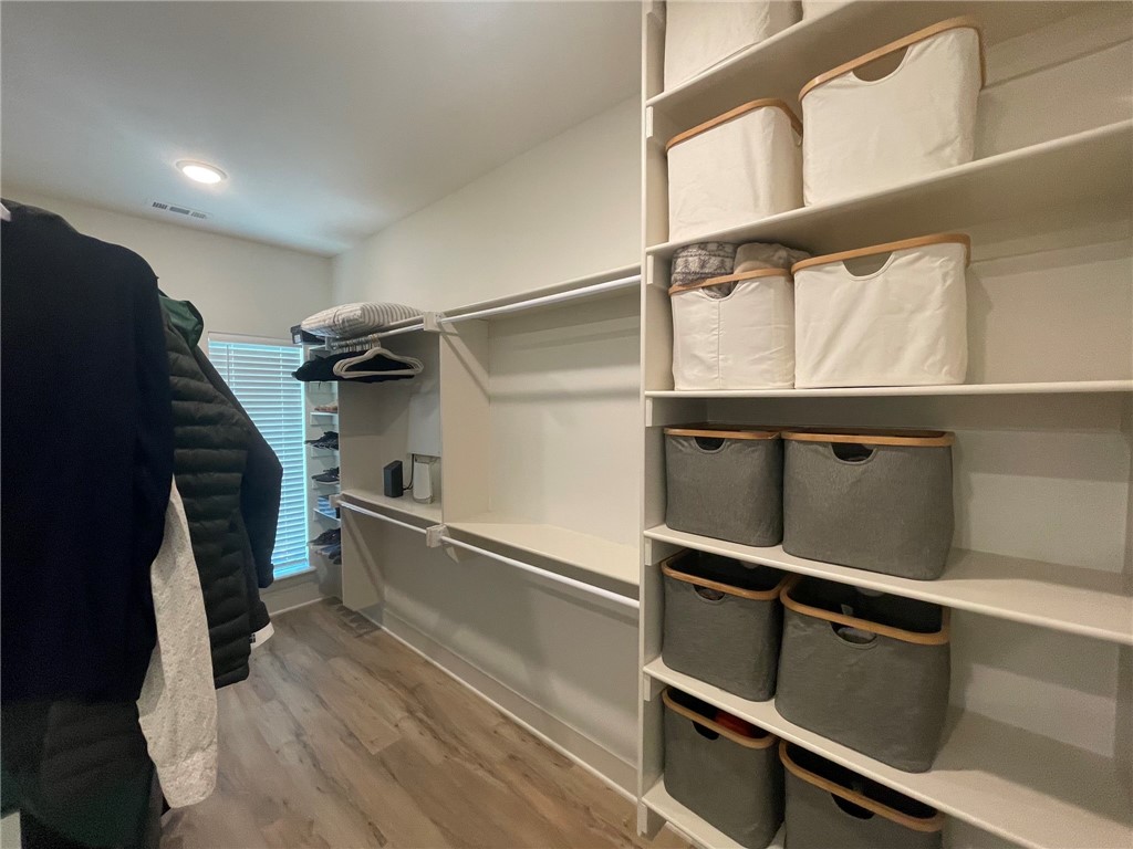 Rogers Original Town Sub - Residential Lease