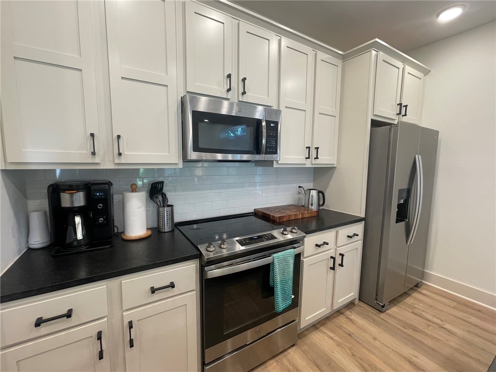 Rogers Original Town Sub - Residential Lease