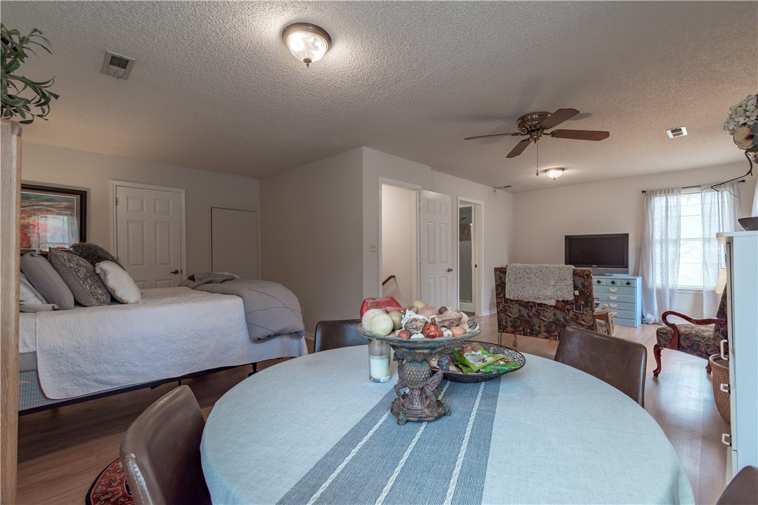 East Oaks - Residential