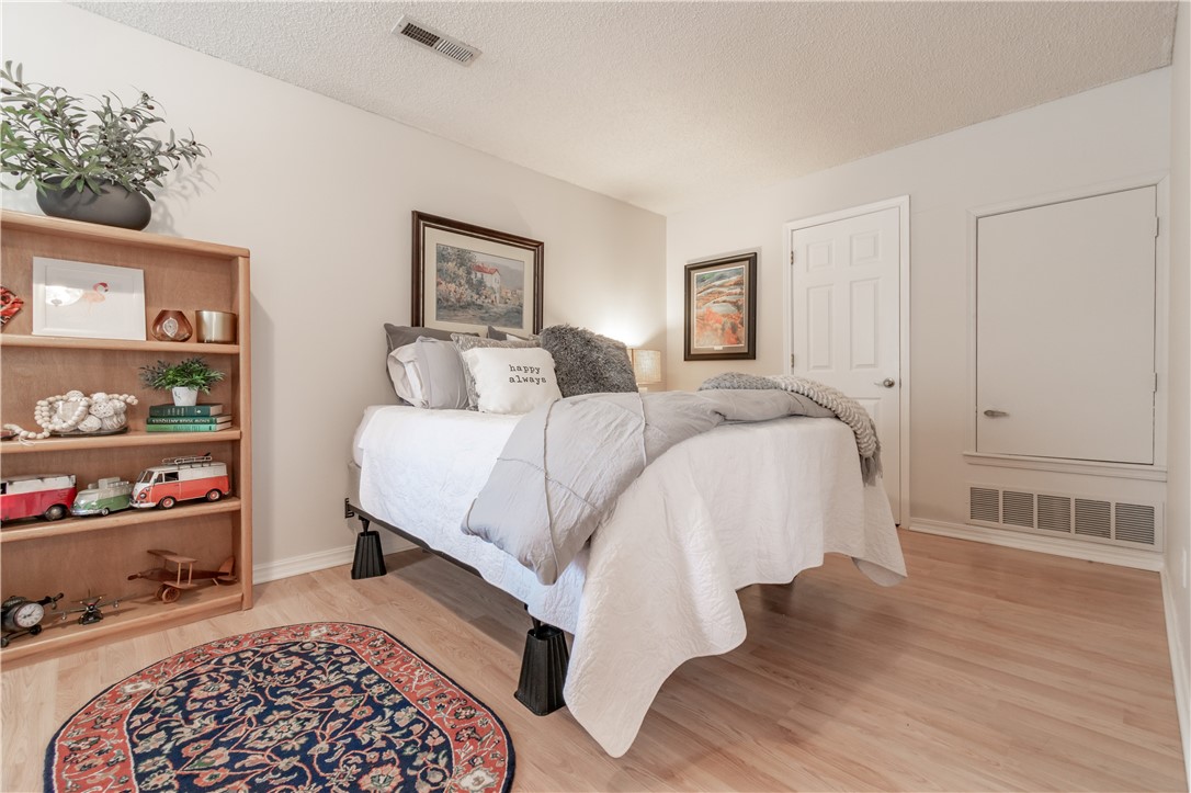 East Oaks - Residential