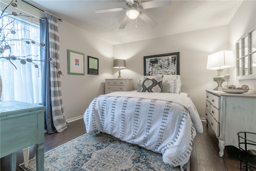 East Oaks - Residential