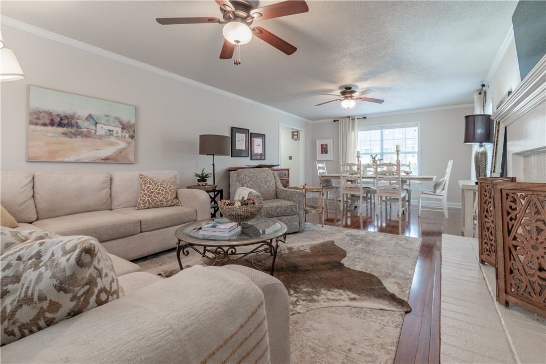 East Oaks - Residential