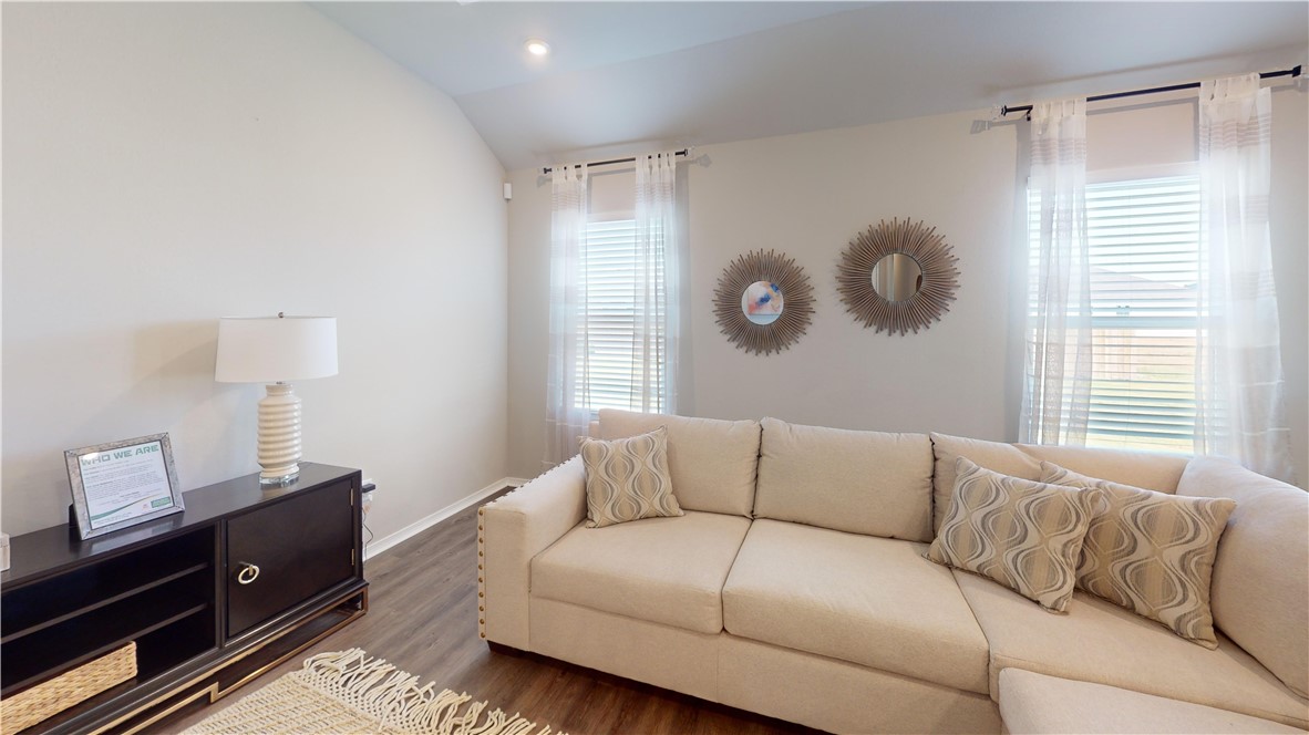 STOKENBURY FARMS VI - Residential