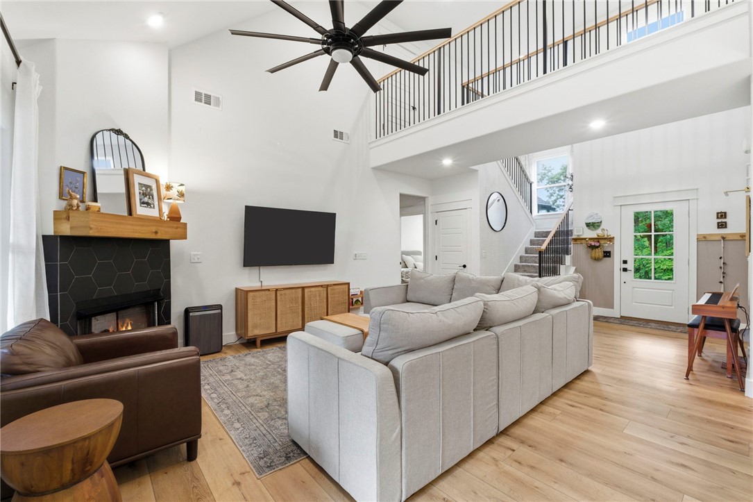 York Sub Bvv - Residential