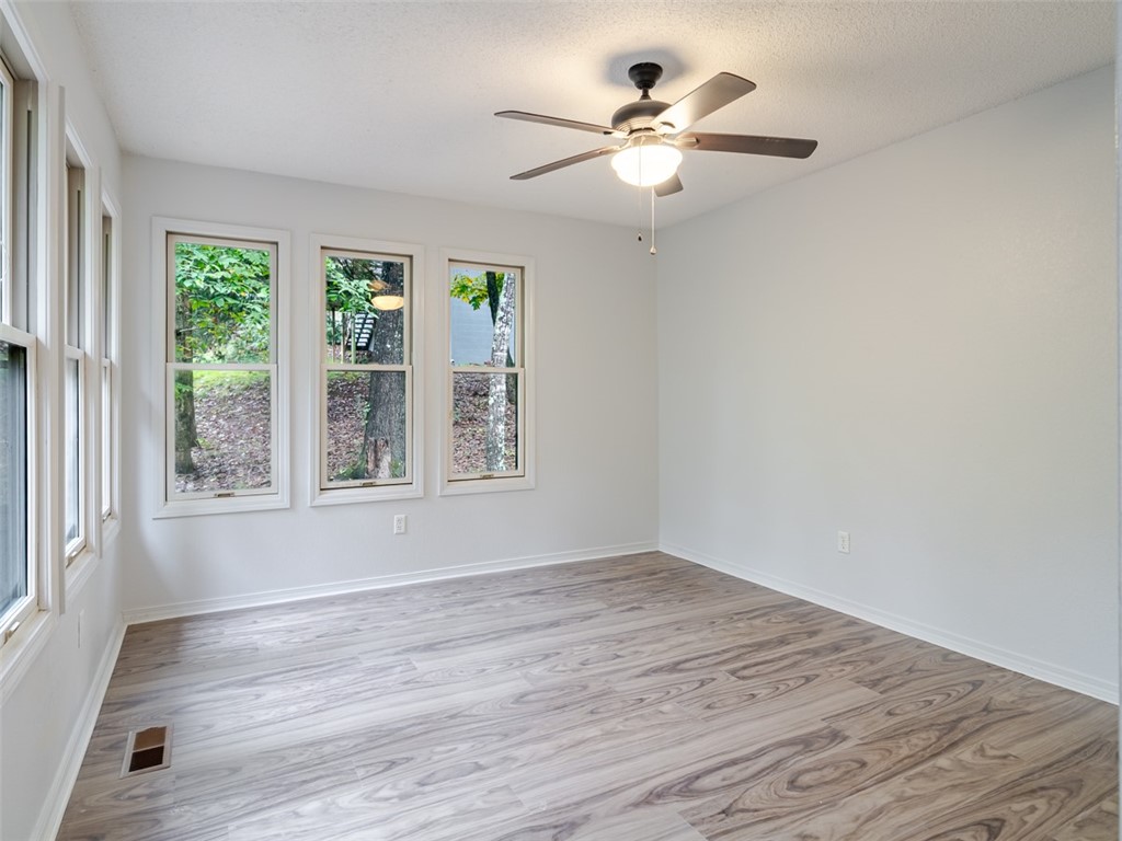 Sandwick Sub Bvv - Residential Lease