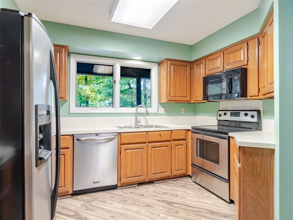 Sandwick Sub Bvv - Residential Lease