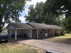 132 Bragg Circle - Very nice 3 bed, 1.5 bath 1300 square foot home on large lot near ATU. The property is currently occupied so an appointment to show is essential. Realtors see private remarks.