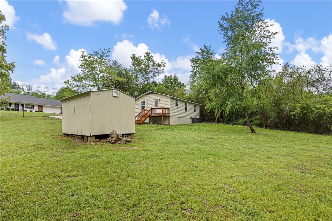 OUTLOTS C 30-10-23 - Residential