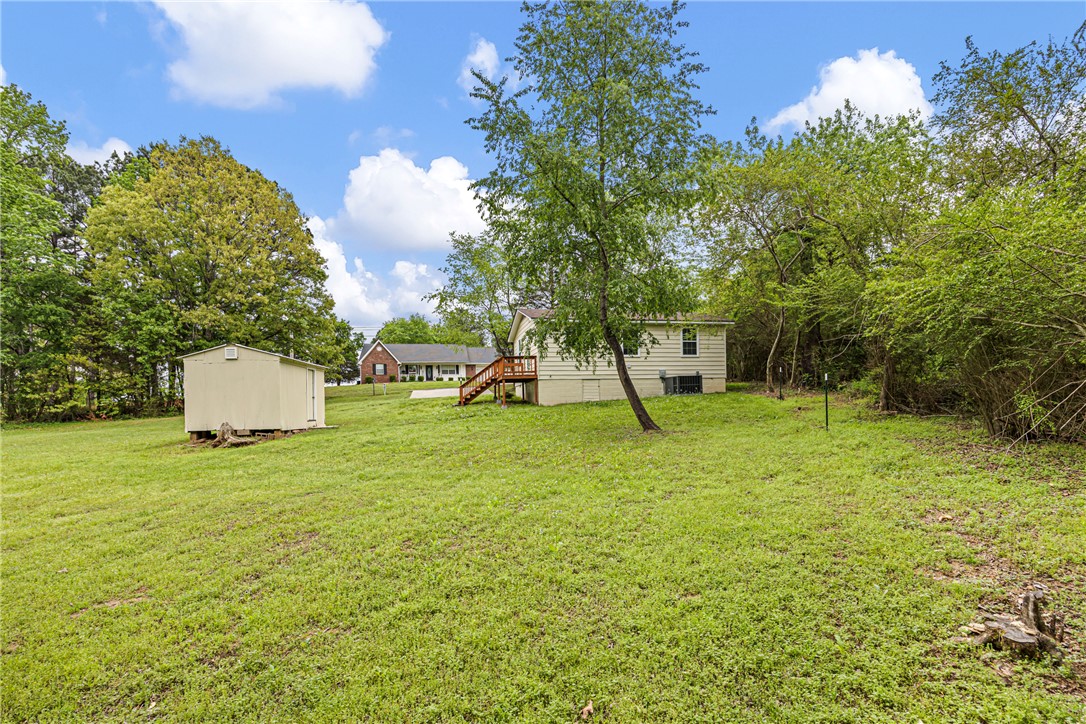 OUTLOTS C 30-10-23 - Residential