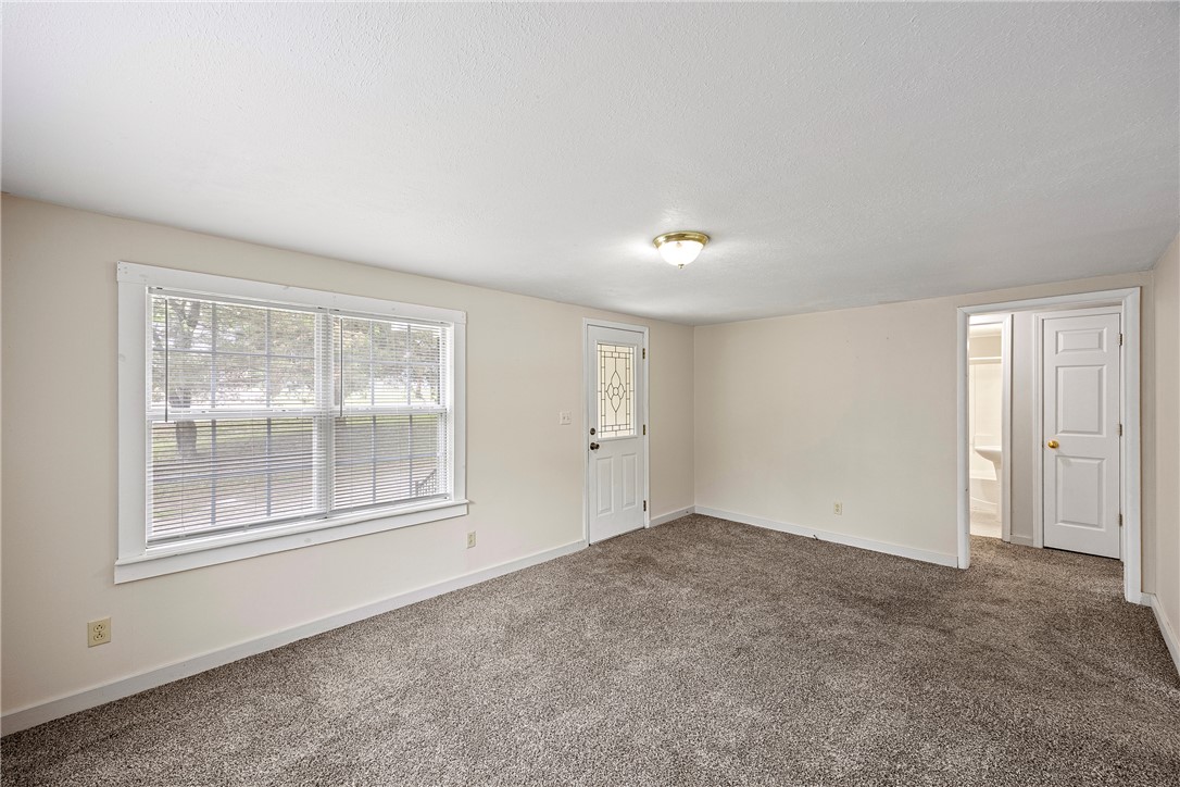 OUTLOTS C 30-10-23 - Residential