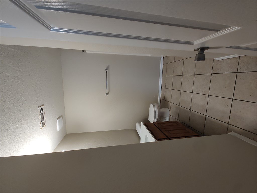 Twins Cove - Residential Lease