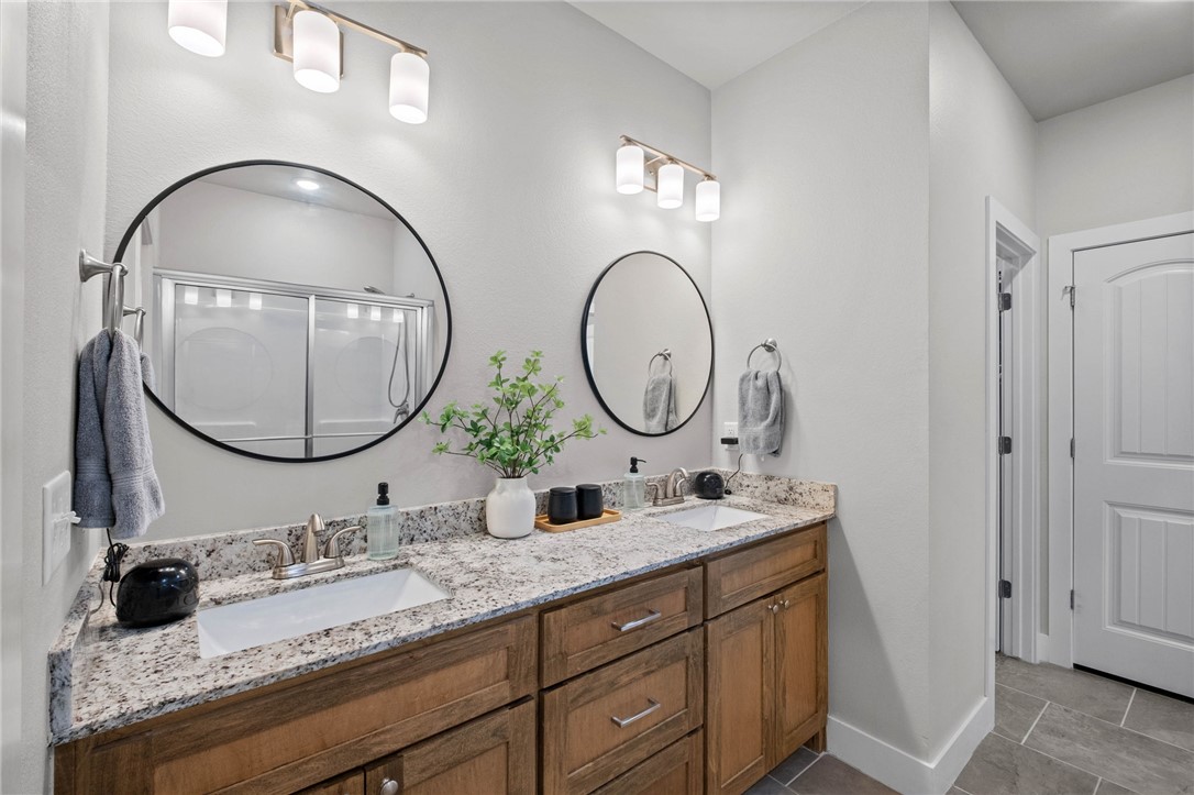 Hickory Meadows - Residential