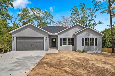 Photo of 2 Eriboll Circle, Bella Vista, AR 72715 (MLS # 1361250)