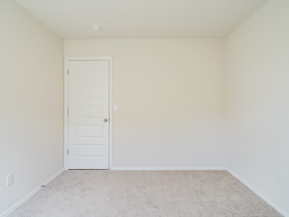WOODWARD PARK - Residential Lease