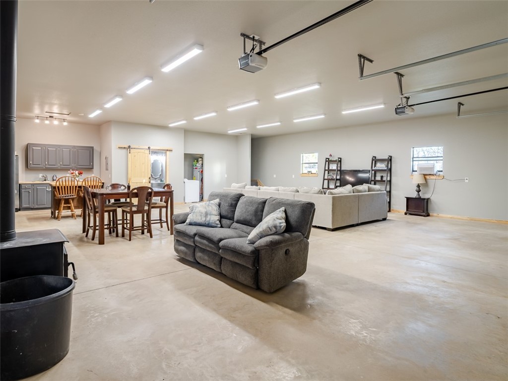 07-20-33-RURAL - Residential