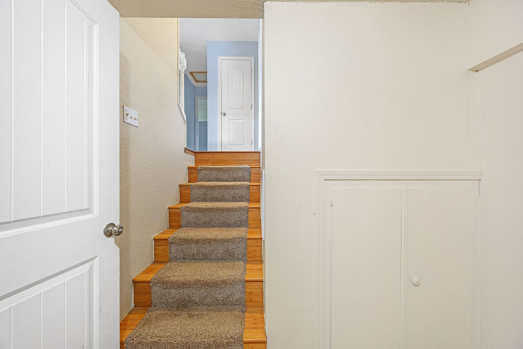 Joy J Acres - Residential