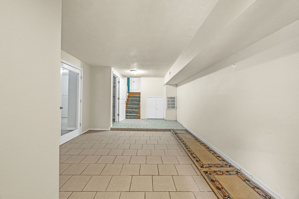 Joy J Acres - Residential