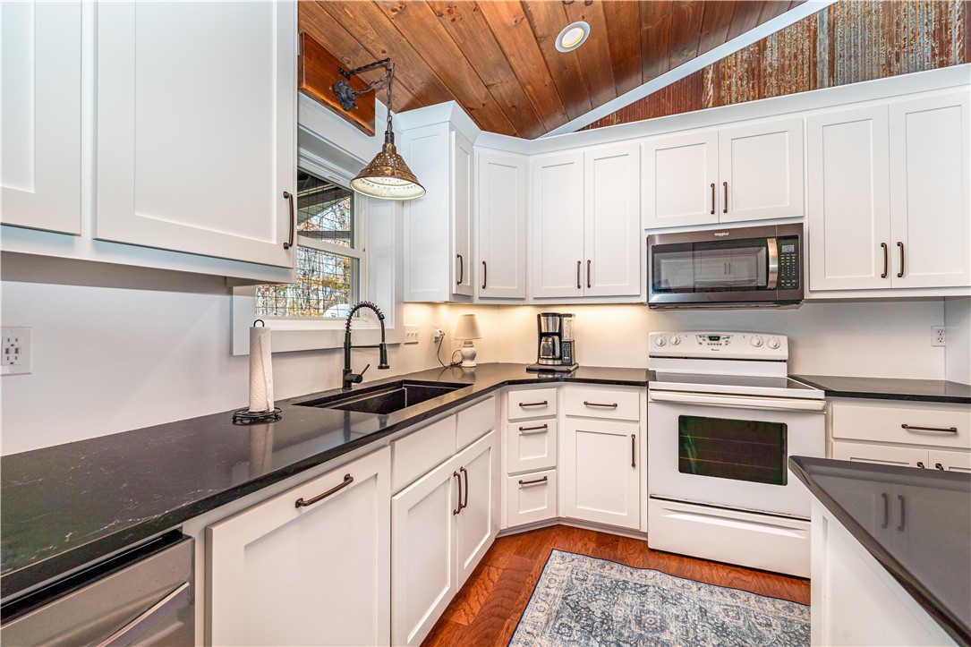 Mo Ark View Estates - Residential