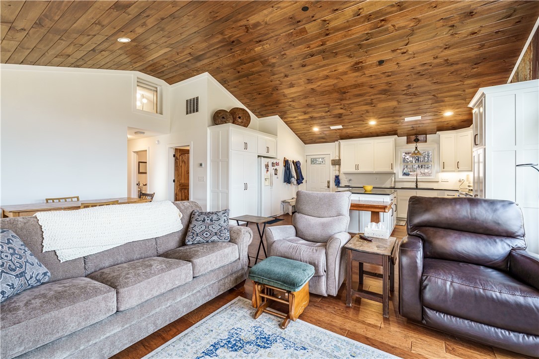 Mo Ark View Estates - Residential